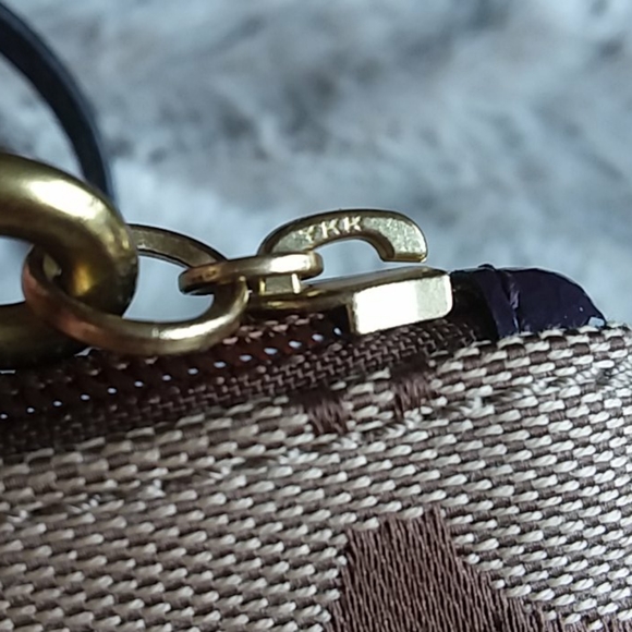 Coach Signature Stripe fabric wristlet,  EUC - Picture 4 of 10